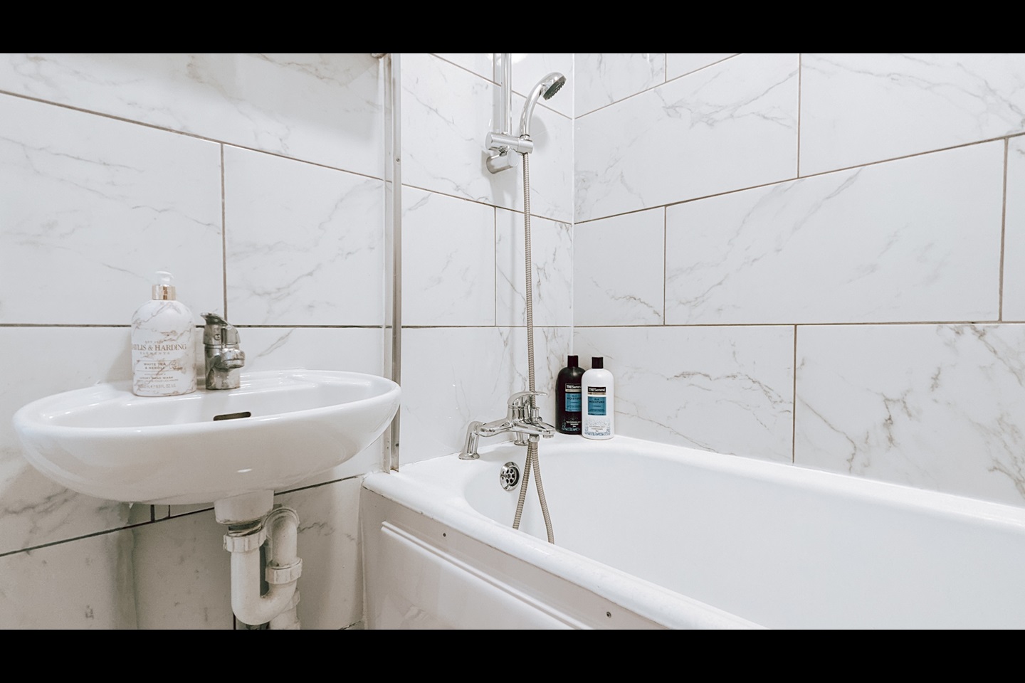 Additional image 15 of Studio Flat, Gloucester Terrace, W2, N1 7GU