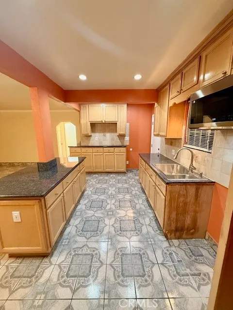 Additional image 19 of 3319 W 113th St, Inglewood, CA 90303