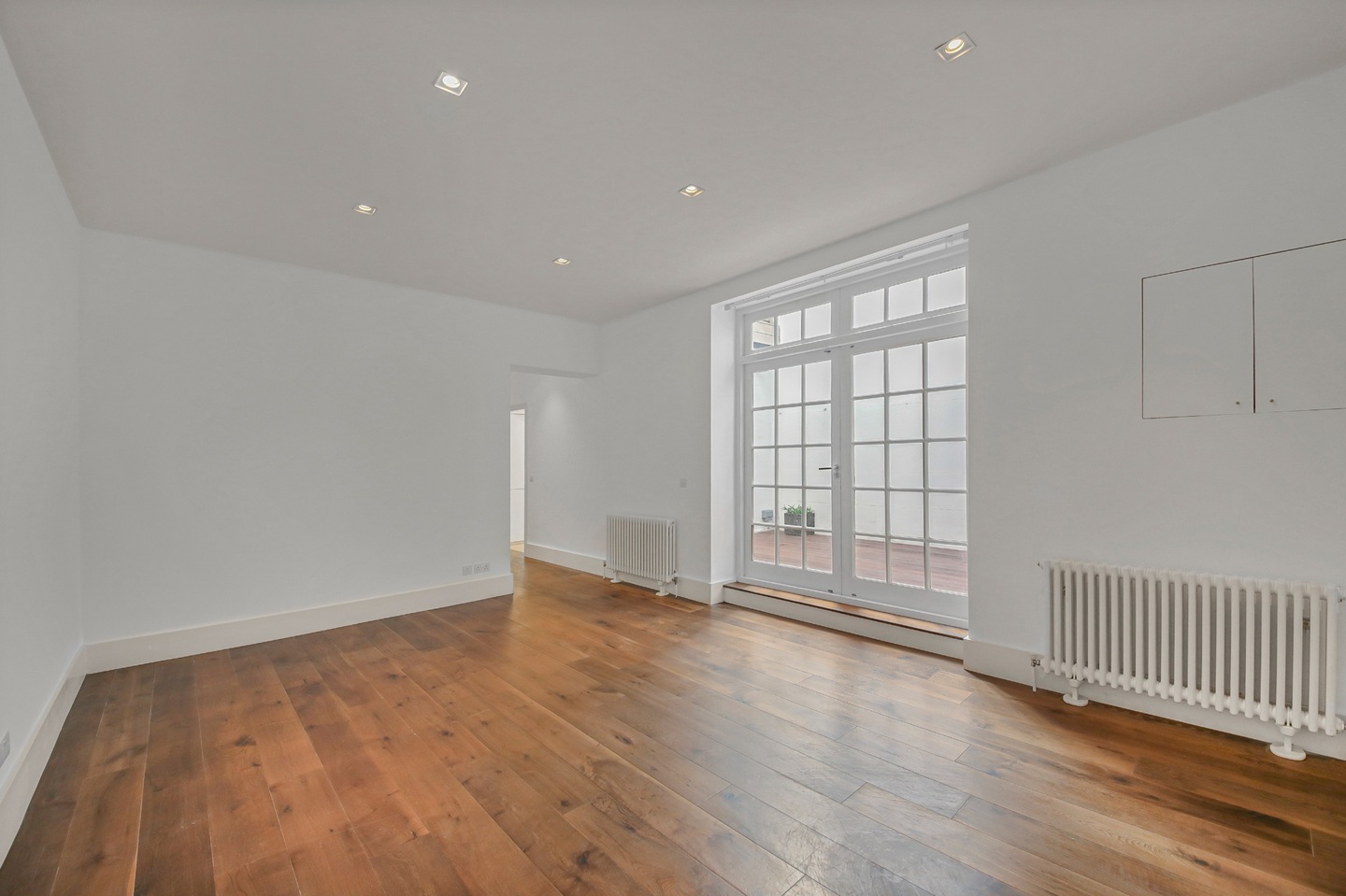 Additional image 12 of 2 Bed Flat, Queen's Gate, SW7, N1 7GU