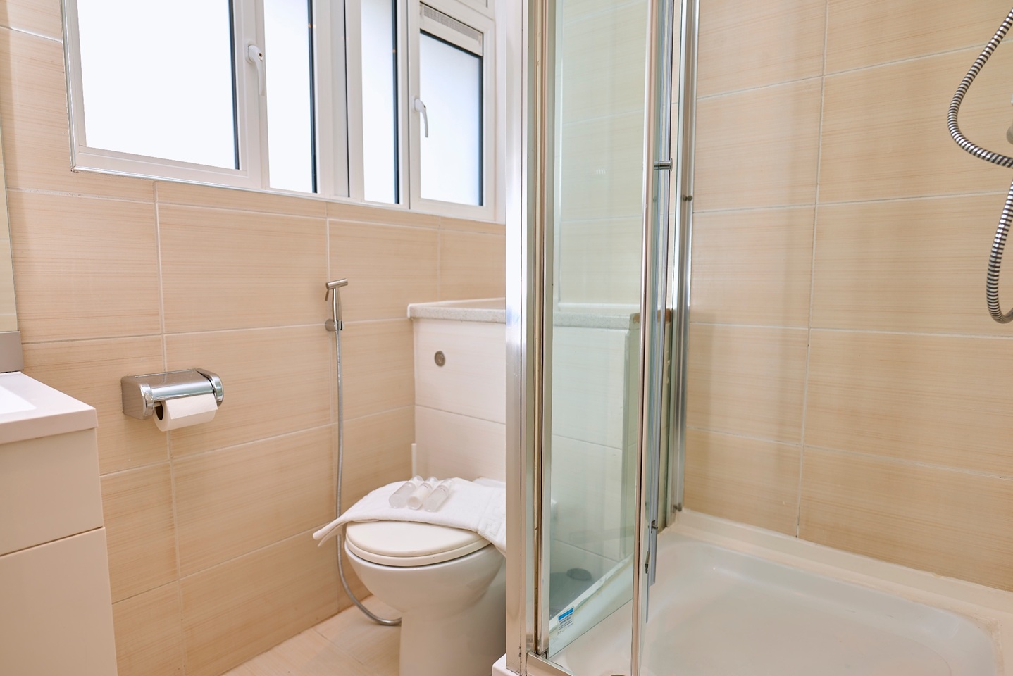 Additional image 10 of 4 Bed Flat, Pembroke House, W2, N1 7GU