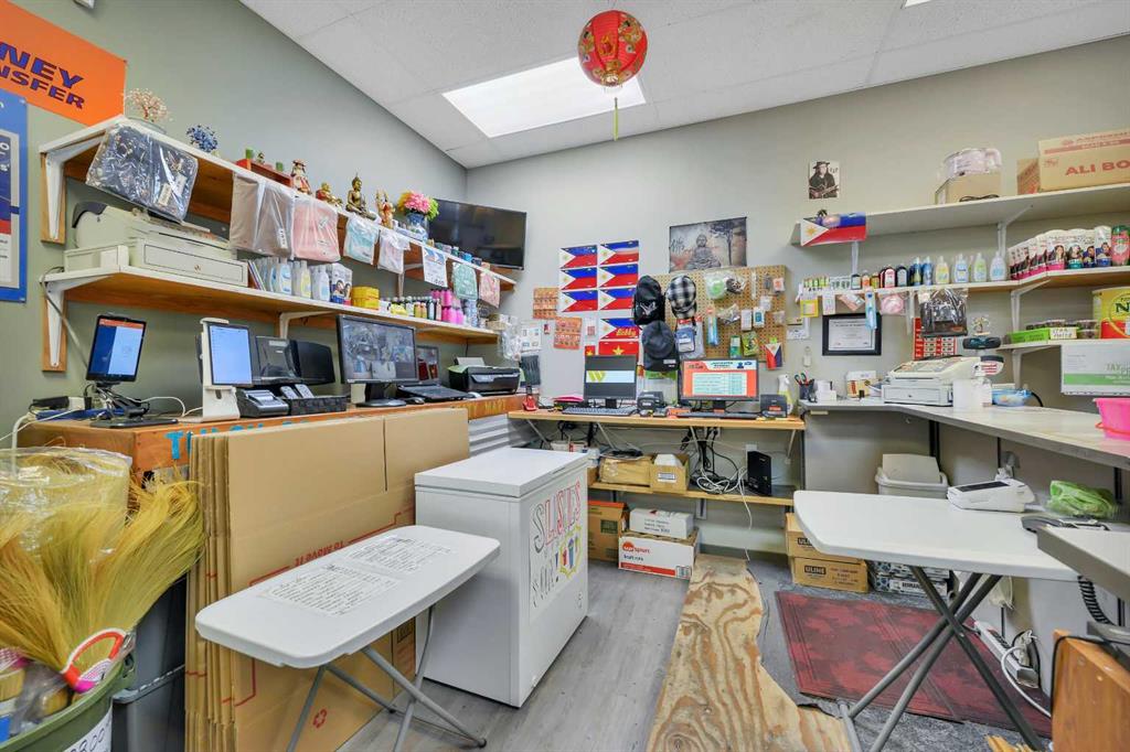 Additional image 5 of 9-6200 67a Street, Red Deer, AB, T4P 3E8