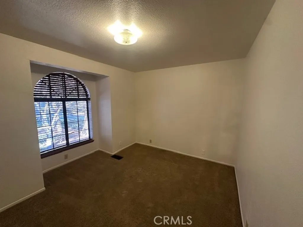 Additional image 8 of 5339 Desert View Court, Wrightwood, CA 92397