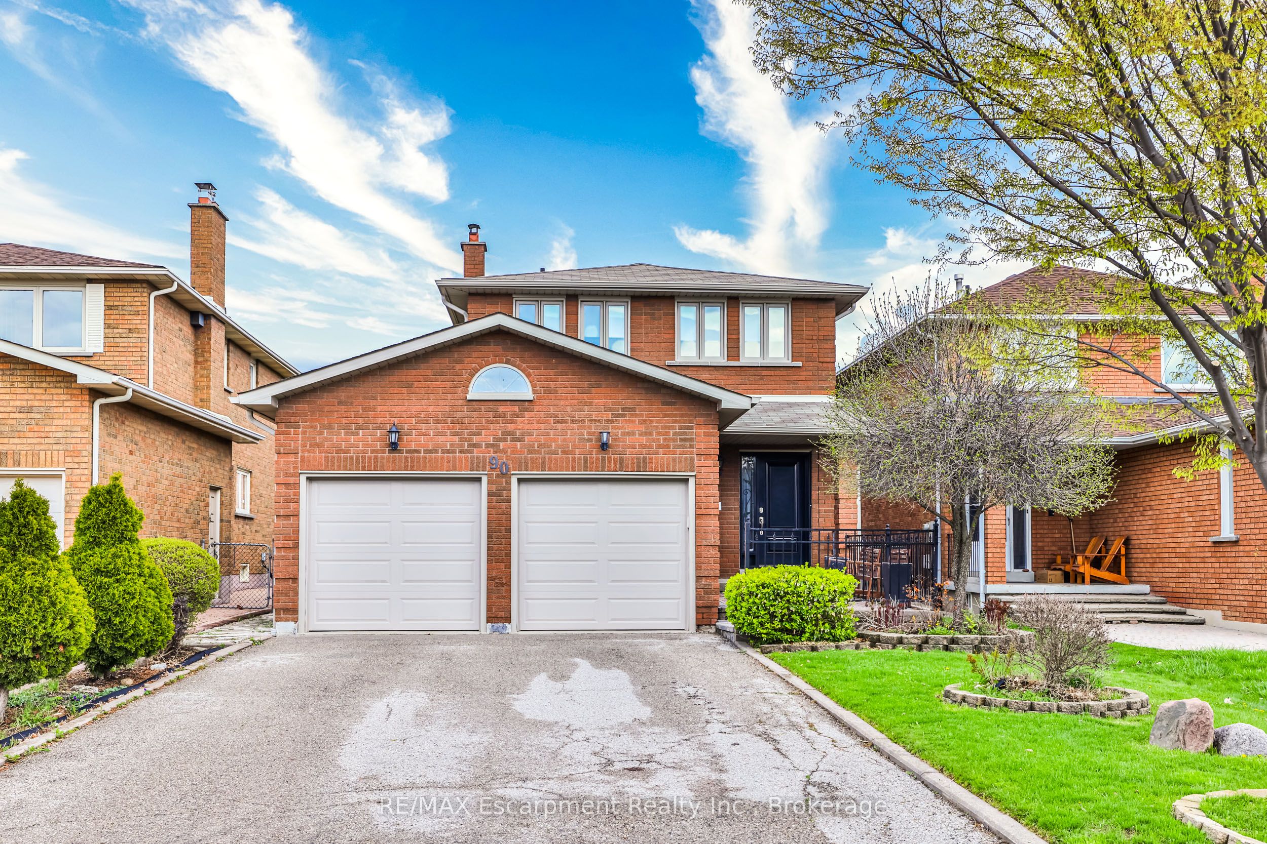 90 Waterfall Road, Vaughan, ON, L4L 5B2
