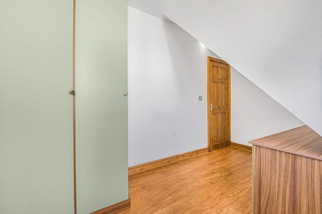 Additional image 30 of 5 bed detached house for saleOakmead Road, Llanharan, Pontyclun CF72
