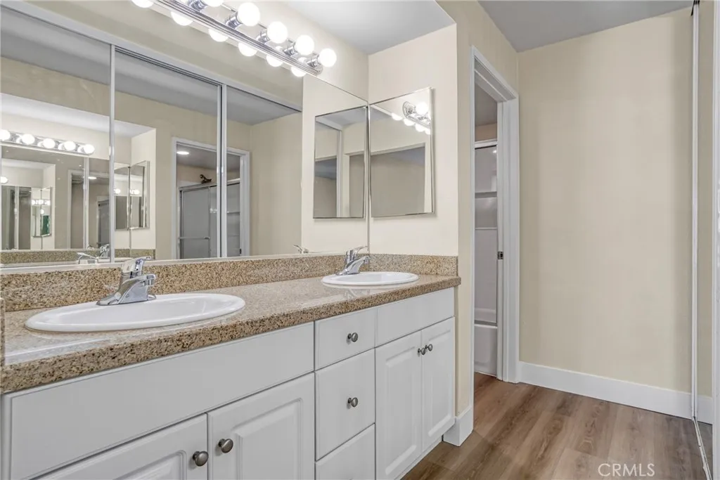 Additional image 13 of 21500 Burbank Blvd Unit 310, Woodland Hills, CA 91367