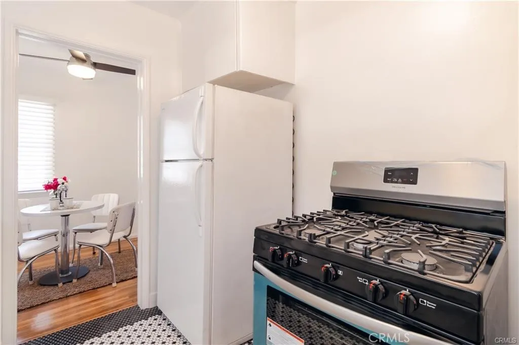 Additional image 19 of 4266 Troost, Studio City, CA 91604