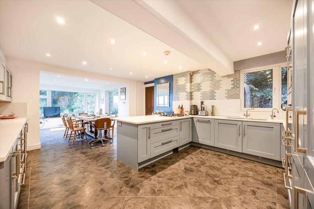 Additional image 3 of 5 bed detached house for saleRemenham Hill, Remenham, Henley-On-Thames, Berkshire RG9