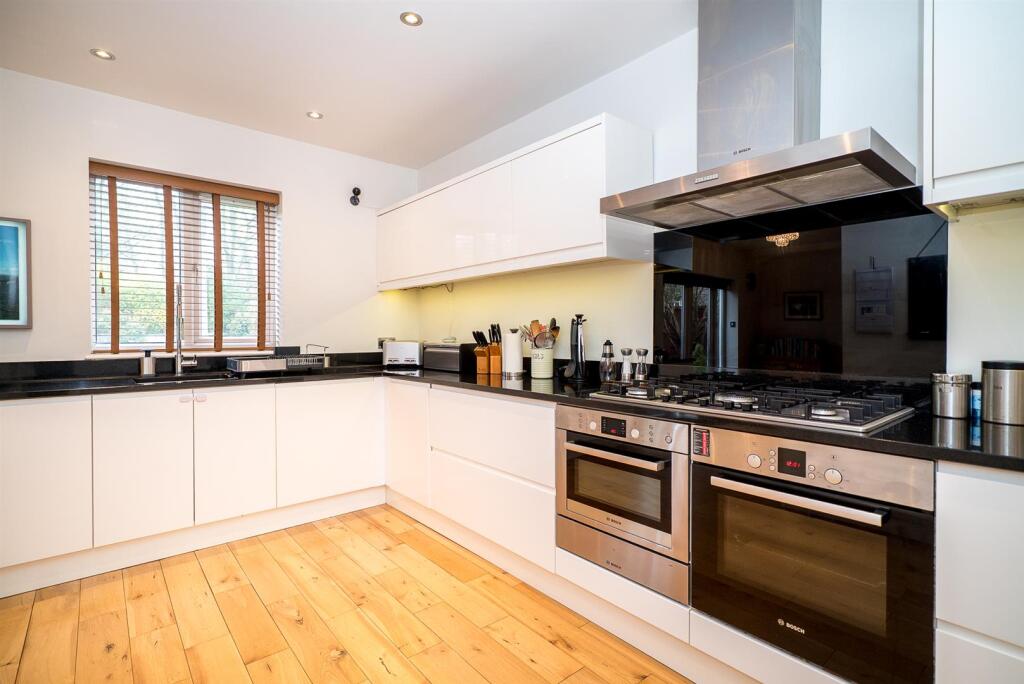 Additional image 13 of Harpenden Road, St. Albans