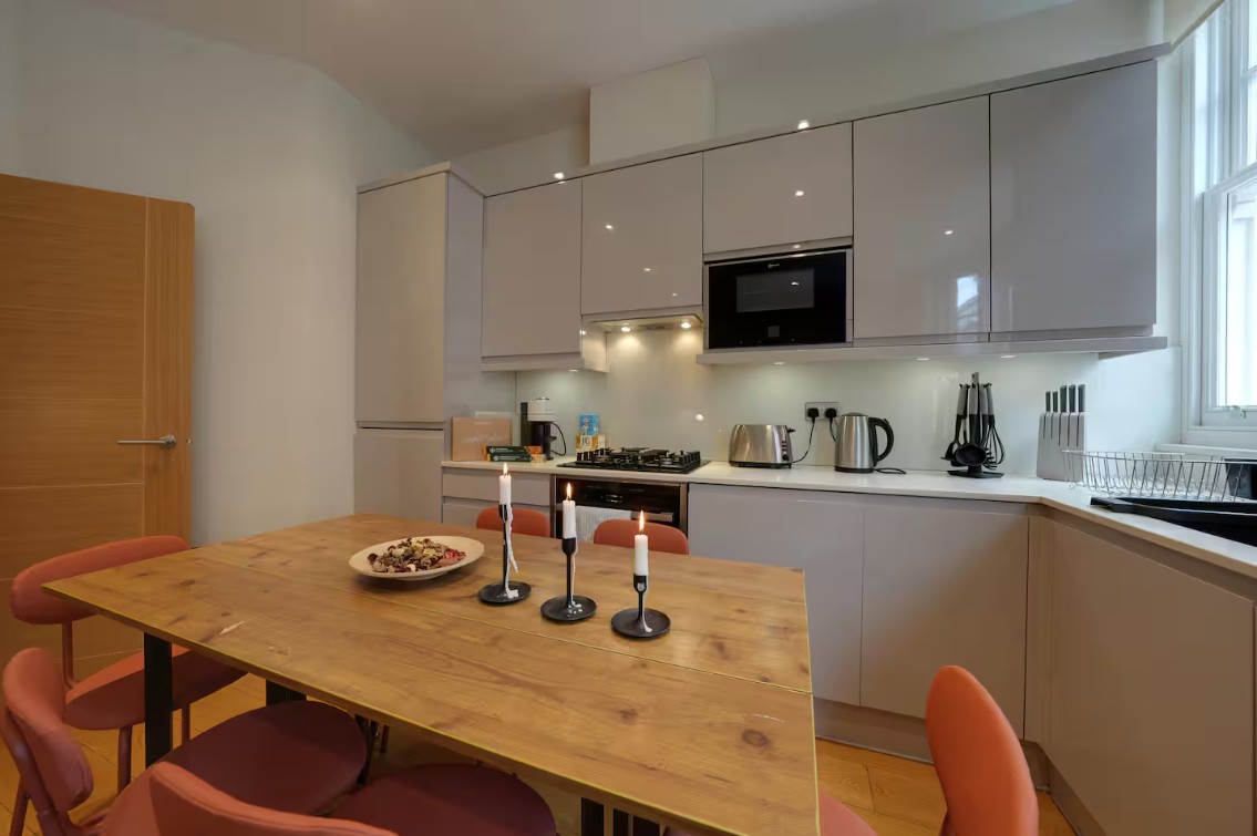 Additional image 2 of 1 Bed Flat, Great Titchfield Street, W1W, N1 7GU
