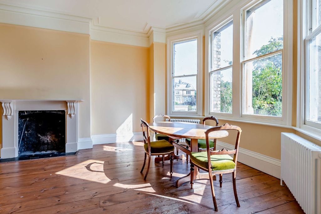 Additional image 2 of 2 bed flat for saleNorham Road, Oxford OX2