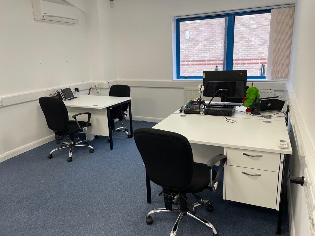 Additional image 7 of Suite 12, Stanta Business Centre, 3 Soothouse Spring, St. Albans, Hertfordshire, AL3