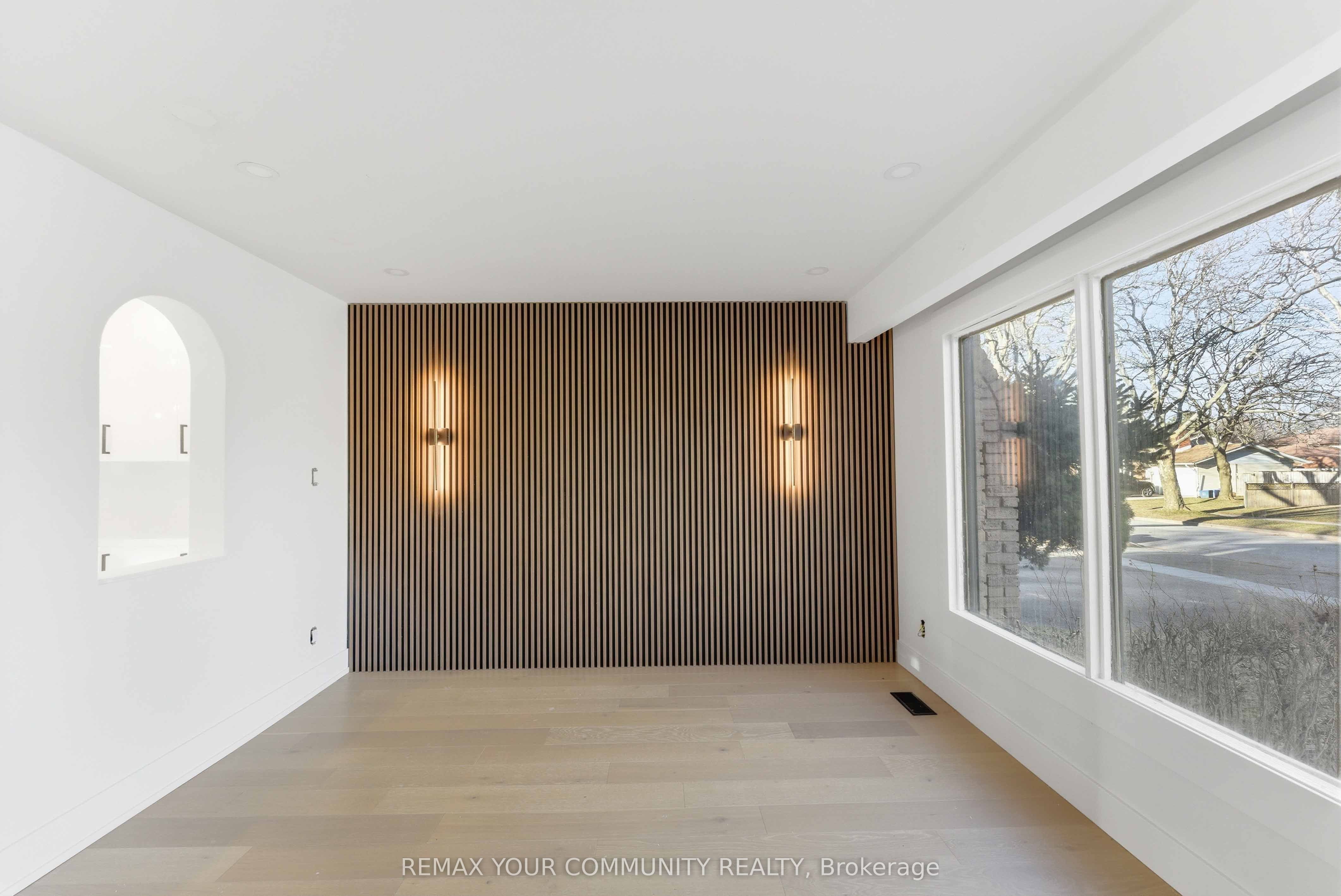 Additional image 3 of 4363 Meadowvale Drive, Niagara Falls, ON, L2E 5W8