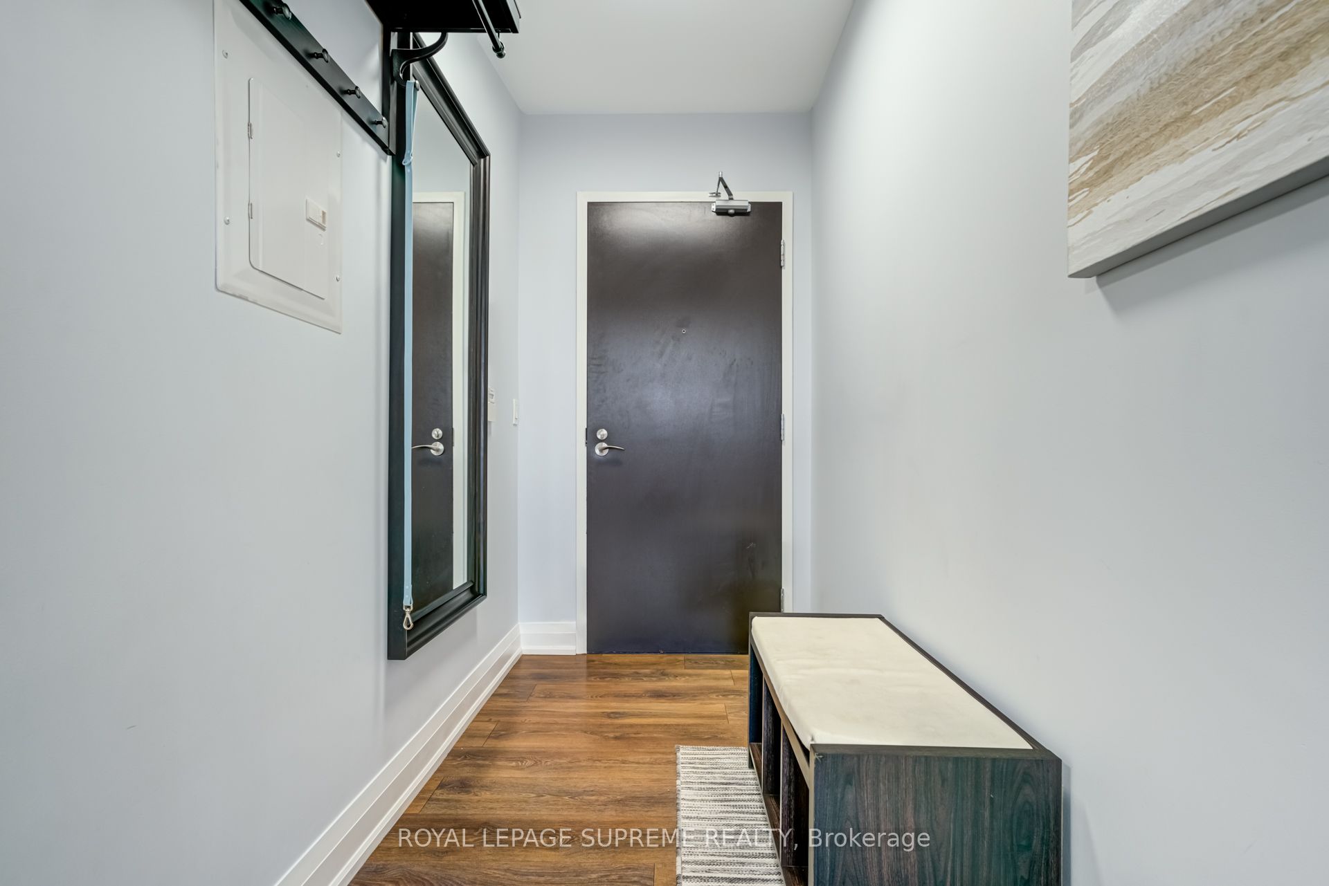 Additional image 3 of 302-9 Valhalla Inn Road, Toronto, ON, M9B 0B2
