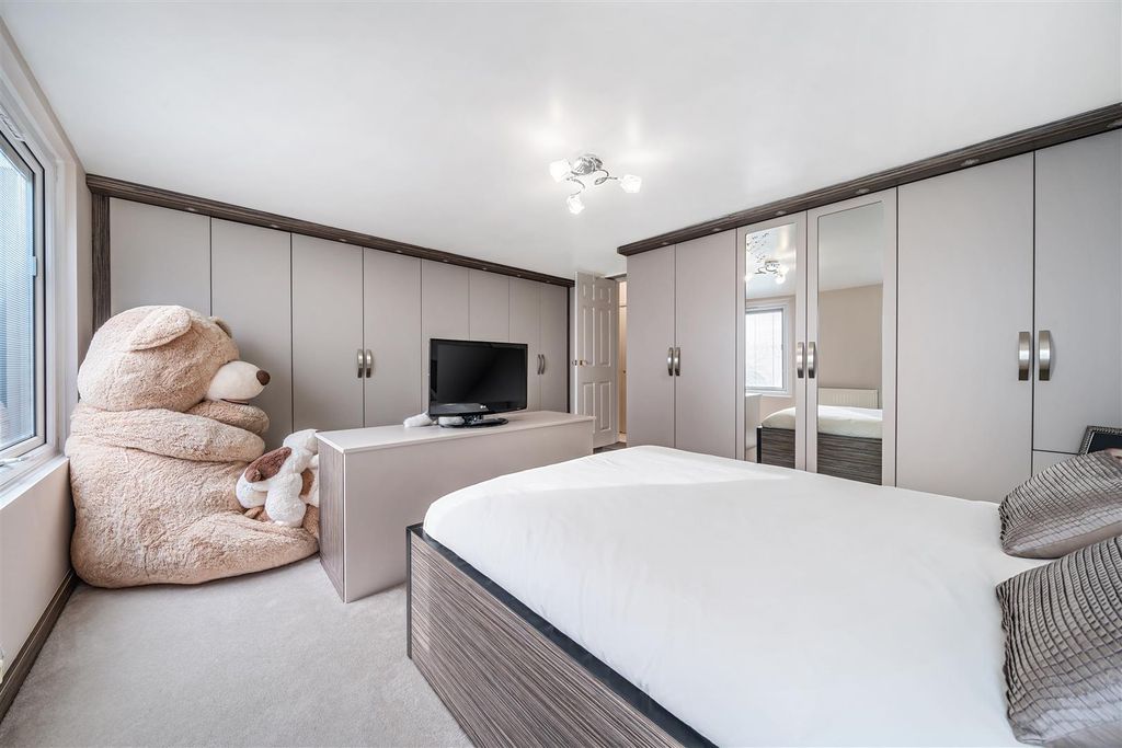 Additional image 16 of 5 bed detached house for saleDebdale, Orton Waterville Village, Peterborough PE2
