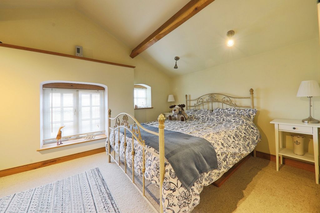 Additional image 14 of 4 bed detached house for saleFerry Road, Barrow Haven, Barrow-Upon-Humber, Lincolnshire DN19