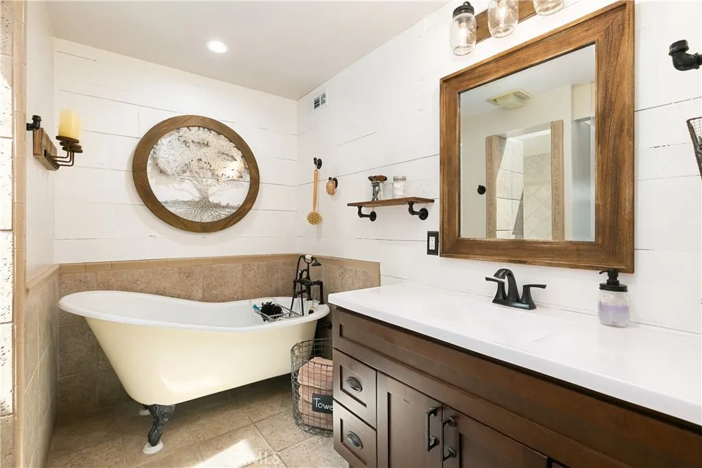 Additional image 83 of 1261 N Tippetts Ln, Anaheim, CA 92807