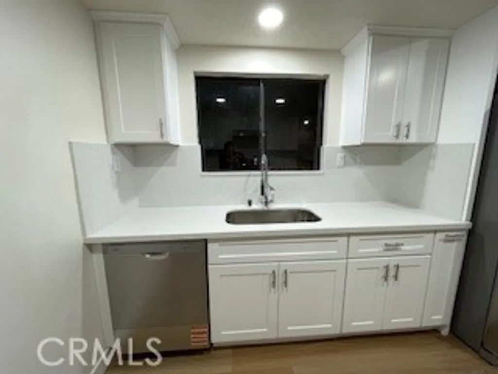 Additional image 9 of 371 S Sierra Madre Blvd, Pasadena, CA 91107