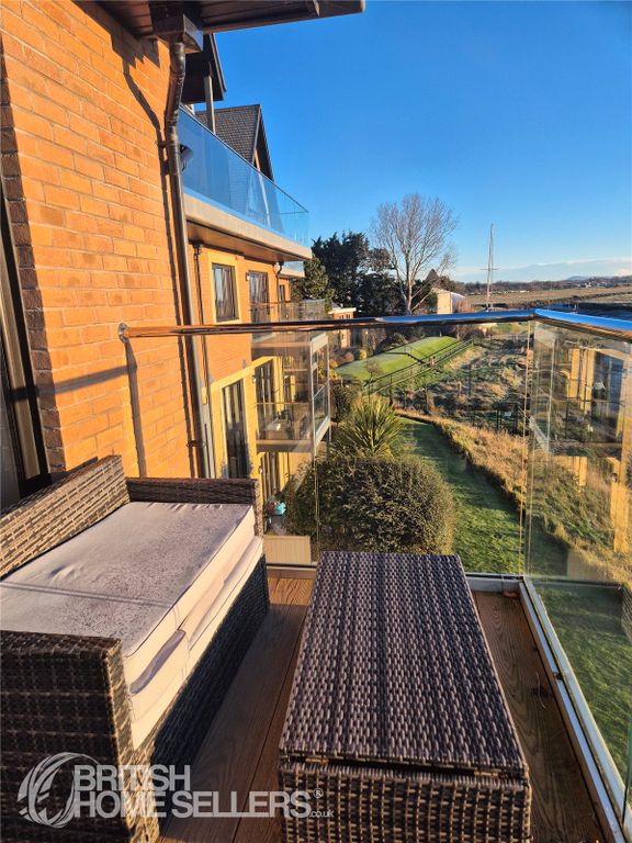 Additional image 16 of 2 bed flat for saleVictory Boulevard, Lytham St. Annes, Lancashire FY8