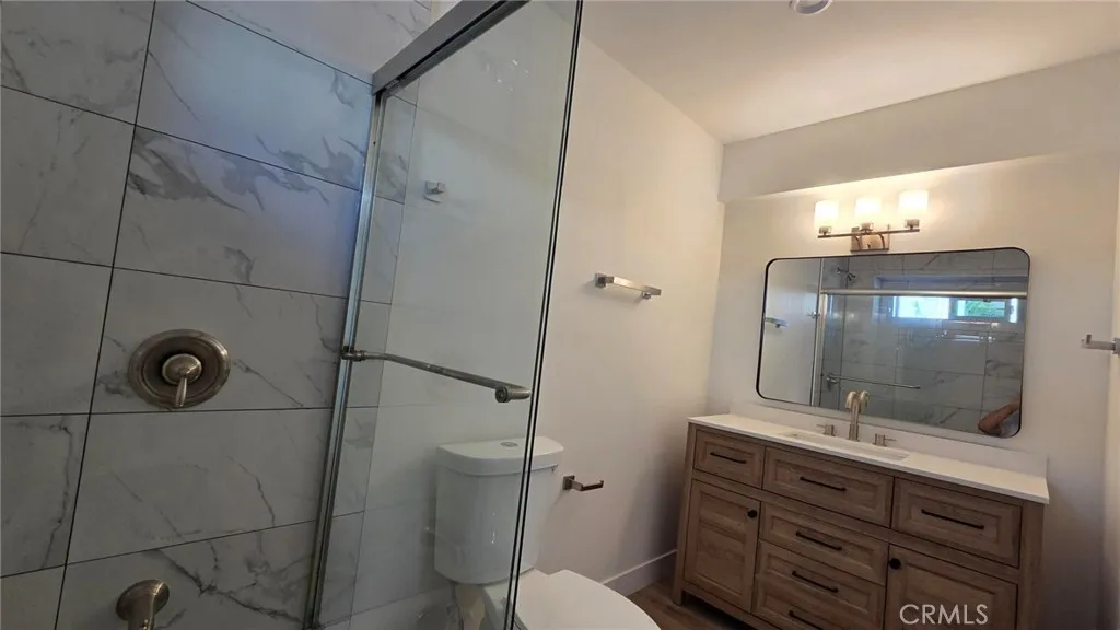 988 El Camino Dr Unit 105, Costa Mesa, CA 92626