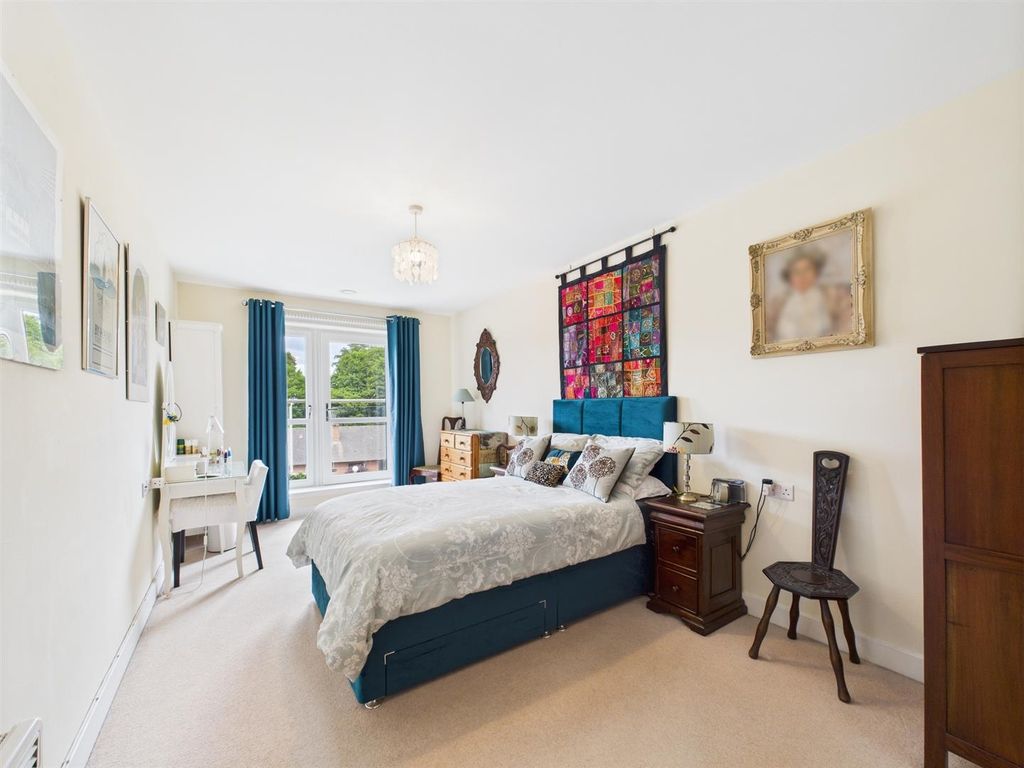 2 bed flat for sale33 Darroch Gate, Coupar Angus Road. Blairgowrie PH10 photo 5