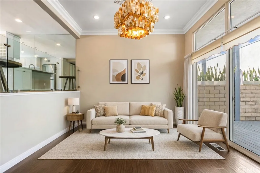 Additional image 2 of 4425 W Sarah St, Burbank, CA 91505