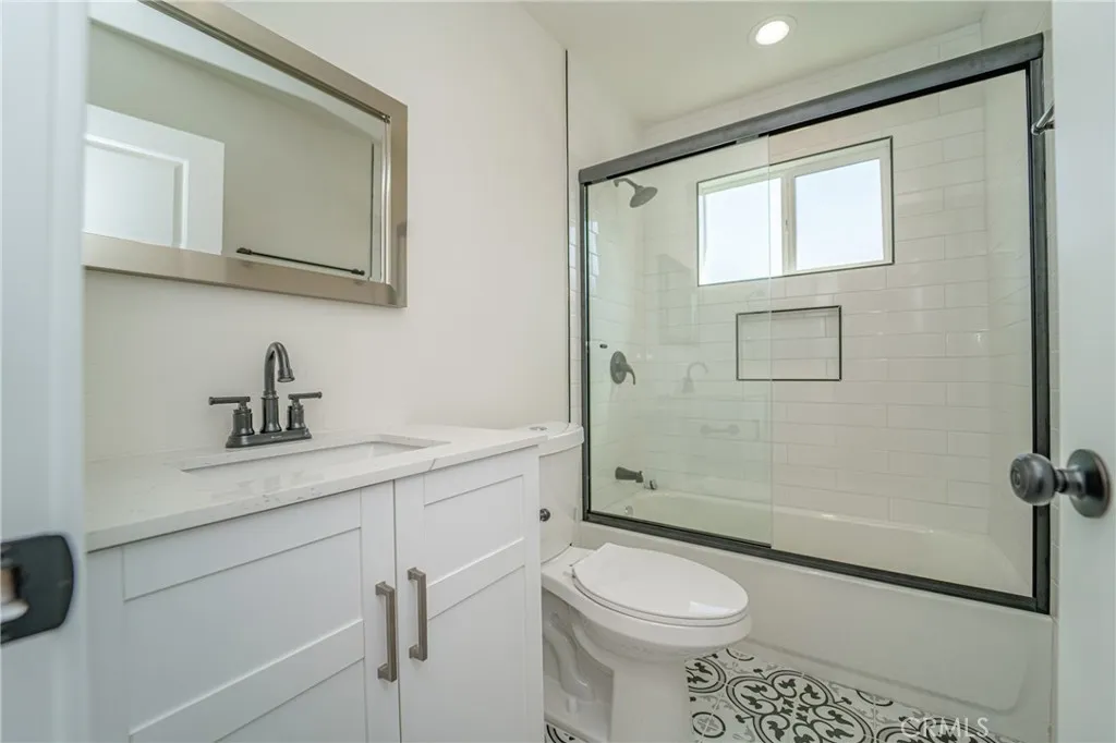 Additional image 16 of 7420 Hobart Blvd, Los Angeles, CA 90047