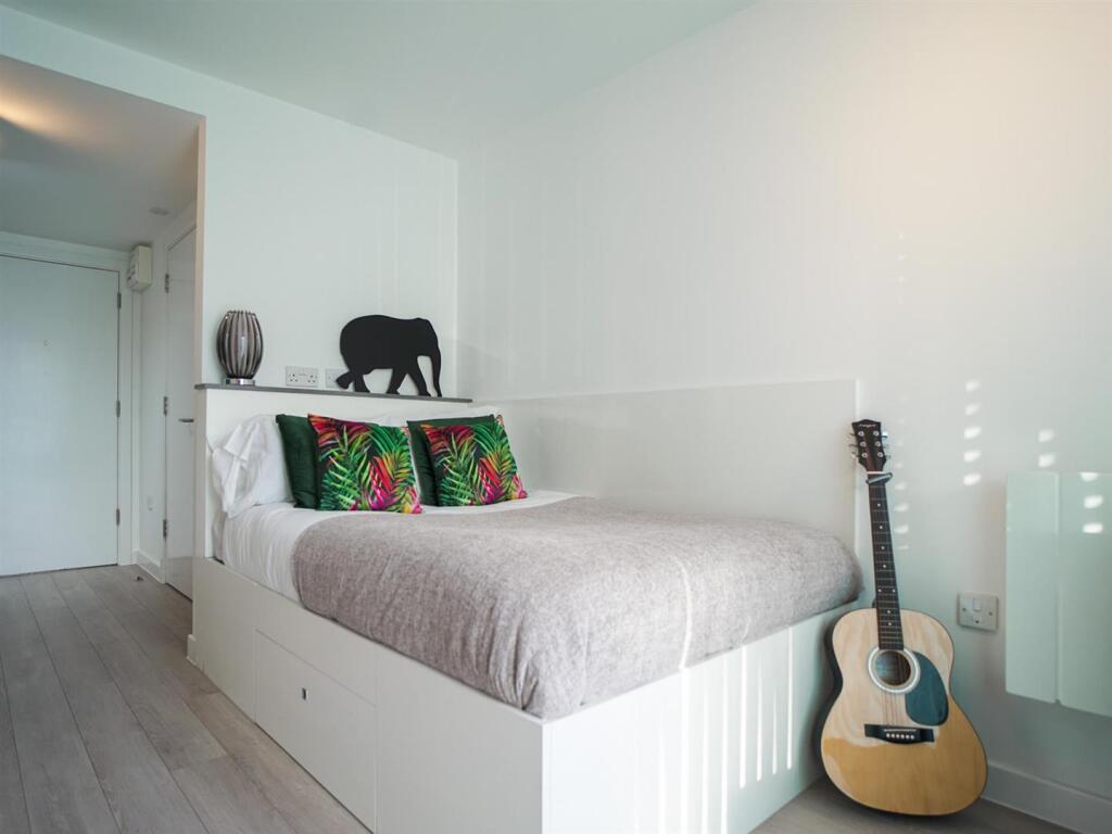 Additional image 20 of Birmingham | Student | September | B29