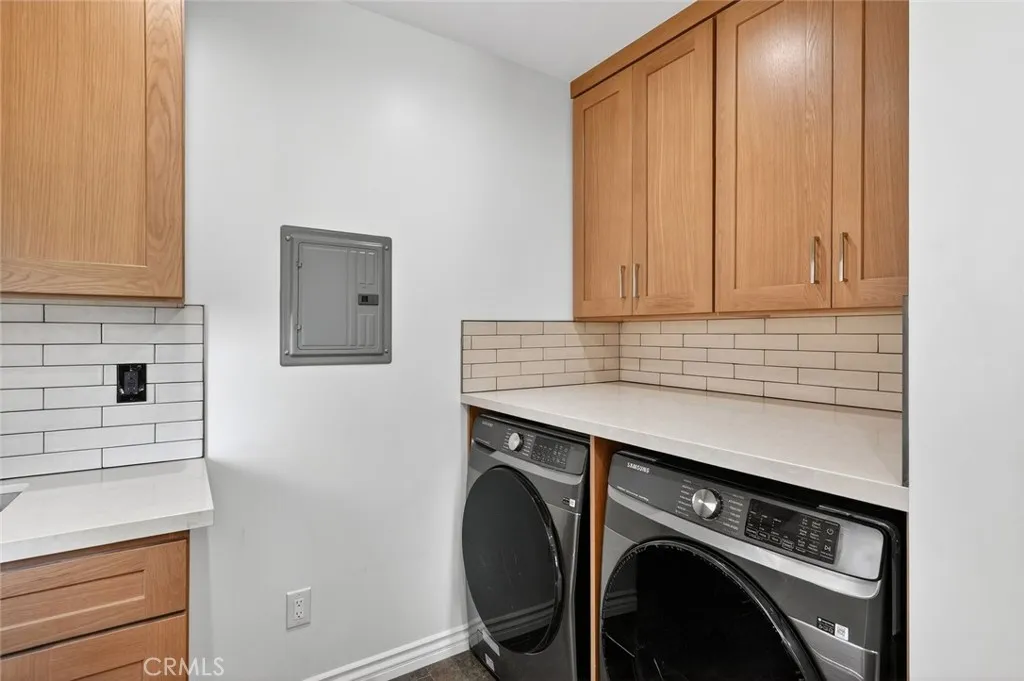 Additional image 42 of 1641 N Catalina St, Burbank, CA 91505