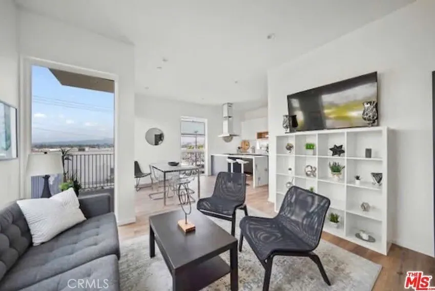 Additional image 20 of 4537 W 16th Unit 1/2, Los Angeles, CA 90019