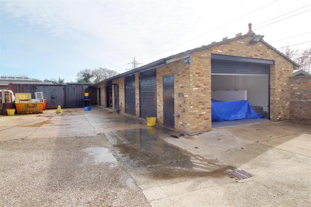 Additional image 20 of Great North Road, Welham Green, North Mymms, Hatfield