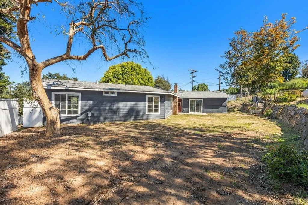 Additional image 54 of 835 Barsby St Unit Main House, Vista, CA 92084