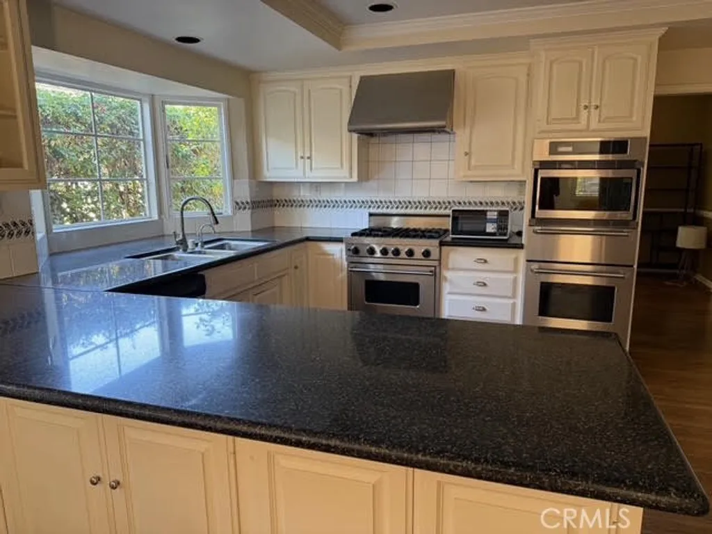 Additional image 7 of 991 Roxbury Rd, San Marino, CA 91108