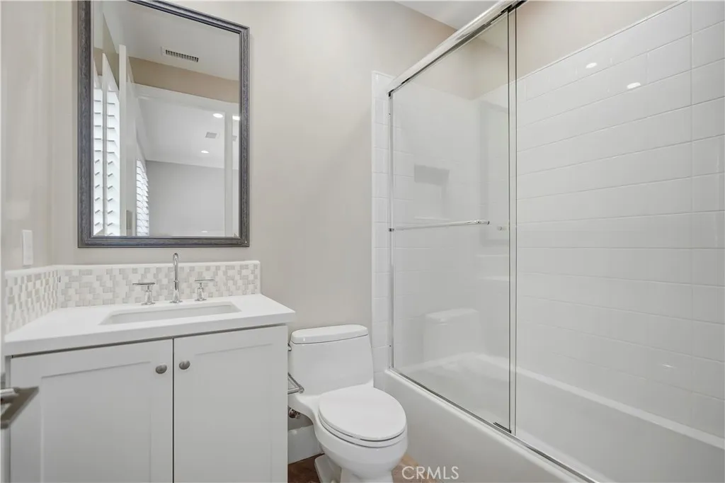 Additional image 41 of 100 Viano, Irvine, CA 92602