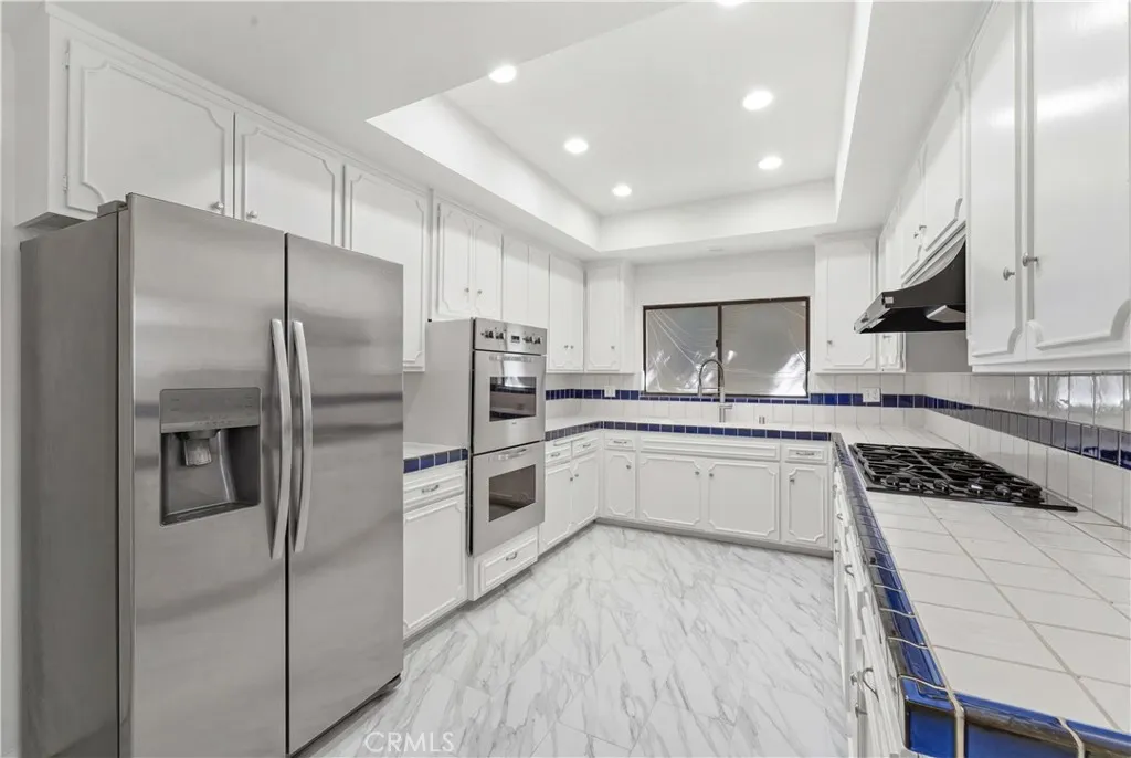 Additional image 12 of 3329 Dona Rosa Dr, Studio City, CA 91604