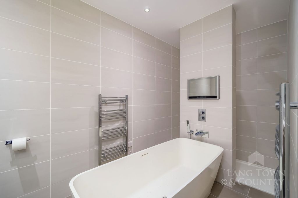 Additional image 16 of 3 bed flat for saleCraigie Drive, Stonehouse, Plymouth PL1