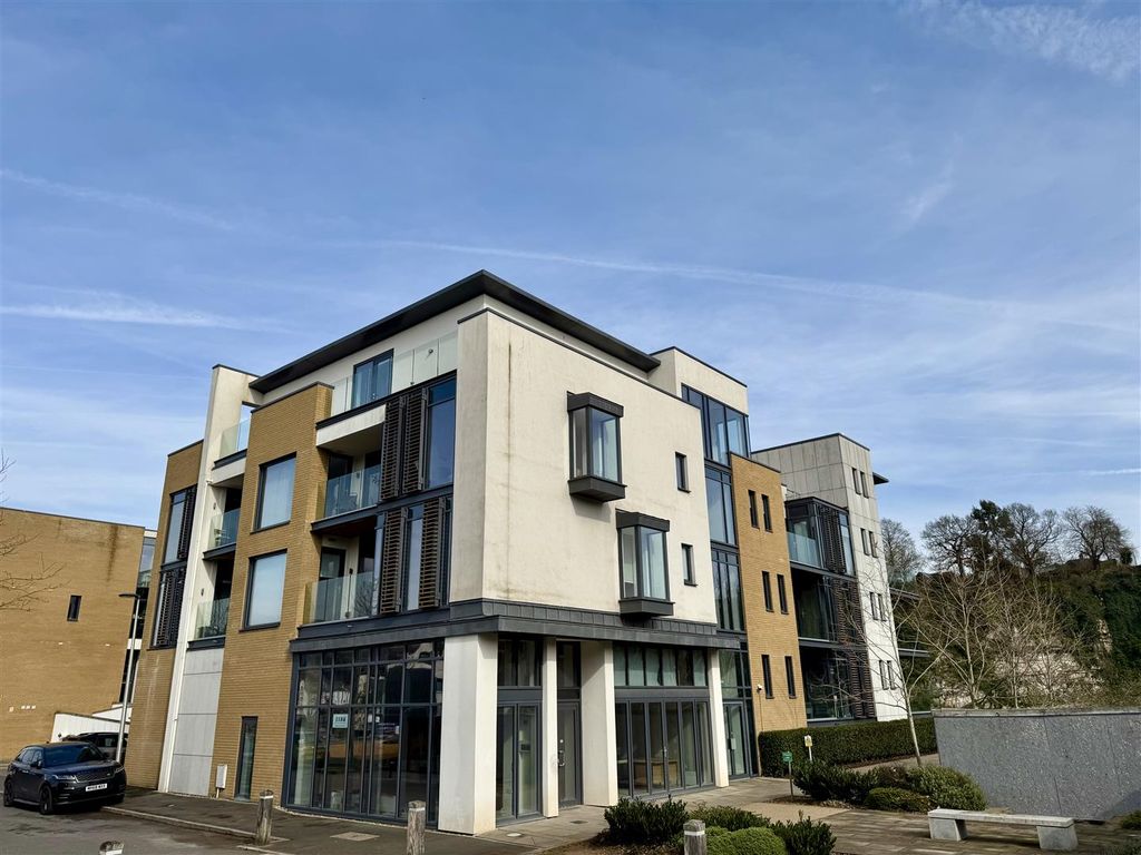 2 bed flat for saleSevern Quay, Chepstow NP16