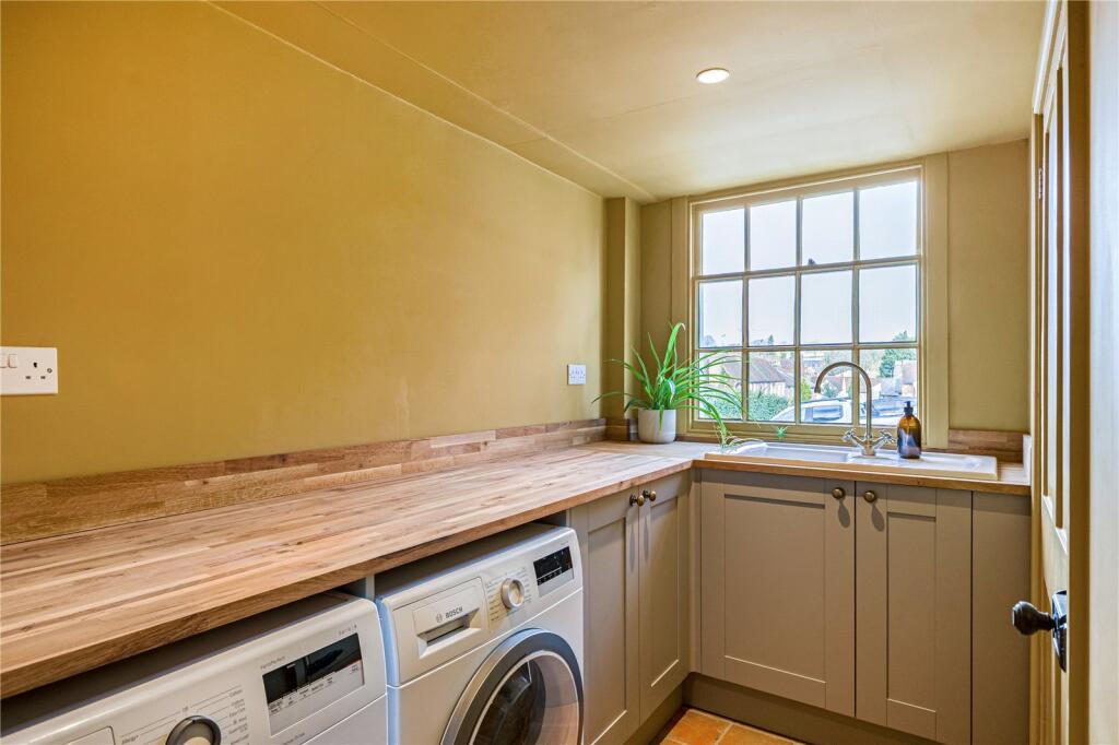 Additional image 8 of Pickford Road, Markyate, St. Albans, Hertfordshire, AL3