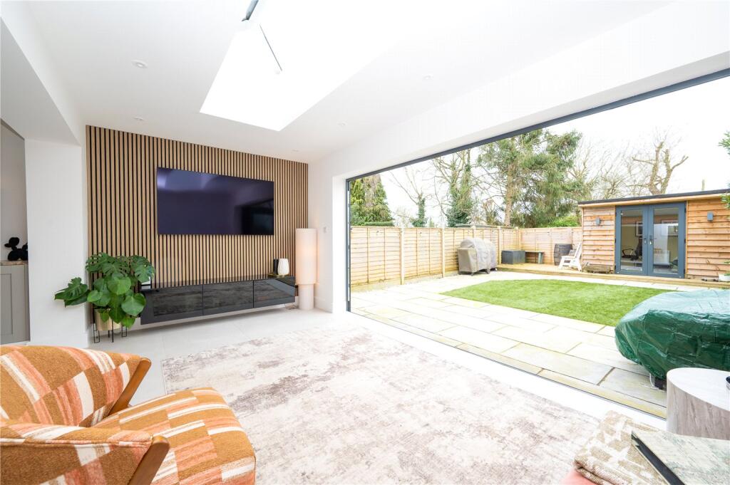 Additional image 14 of Garden Court, Wheathampstead, St. Albans, Hertfordshire