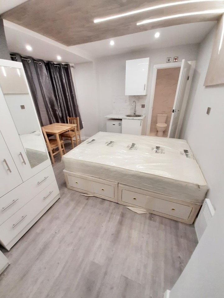 Studio Flat, Paddington, W2, N1 7GU