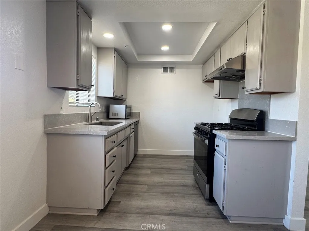 Additional image 8 of 77 N Holliston Avenue Unit 6, Pasadena, CA 91106