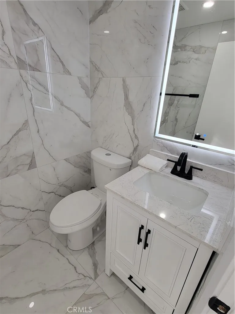 Additional image 36 of 17148 Escalon Dr, Encino, CA 91436