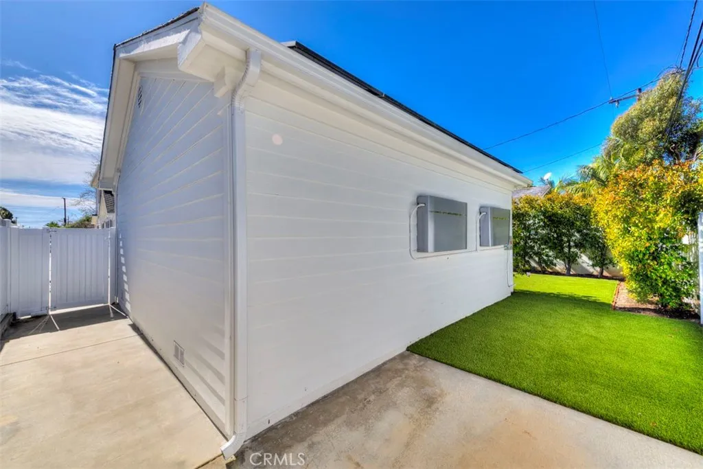Additional image 98 of 320 Flower St, Costa Mesa, CA 92627