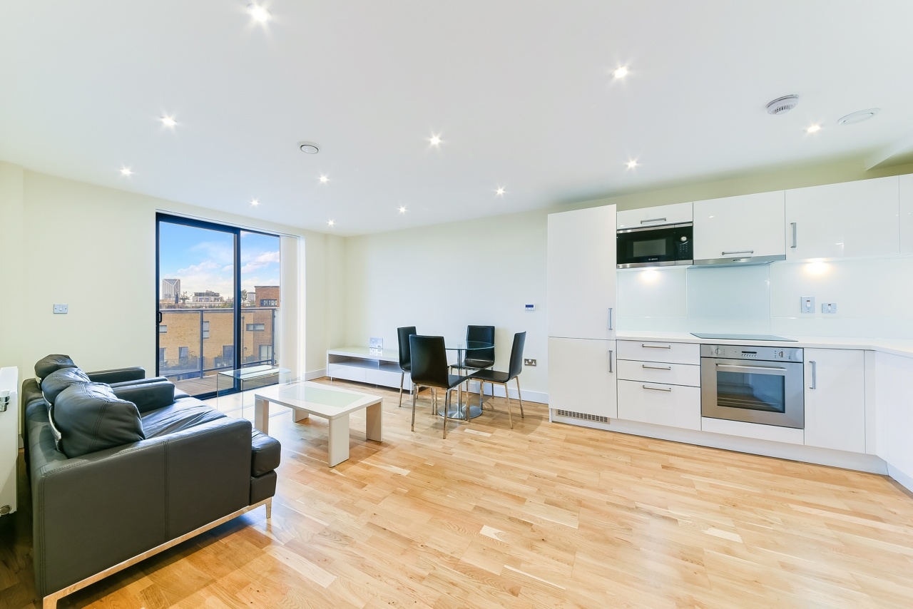 1 Bed Flat, Arc House, SE1, N1 7GU