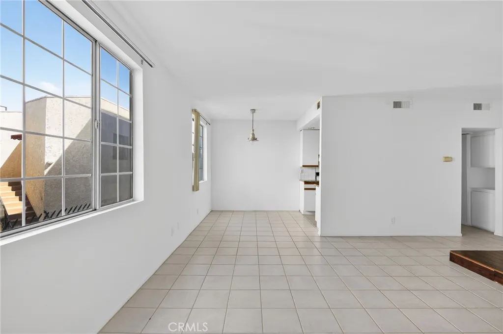 Additional image 12 of 4441 Woodman Avenue Unit 111, Sherman Oaks, CA 91423