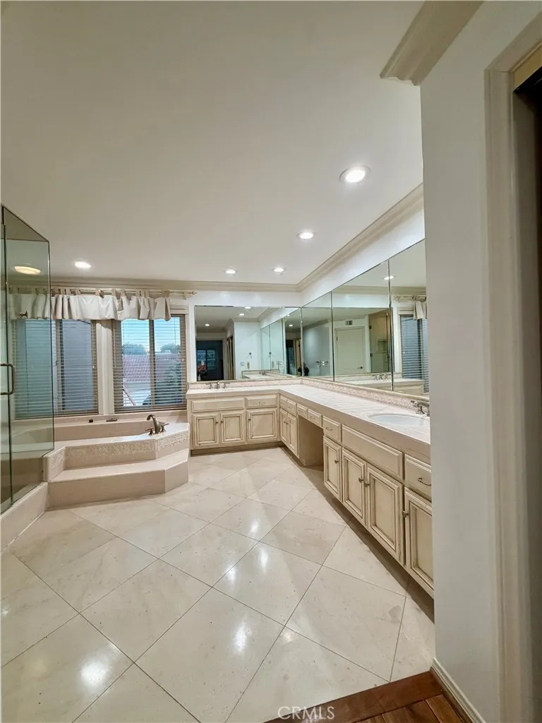 Additional image 53 of 6121 Greenbrier Dr, Huntington Beach, CA 92648