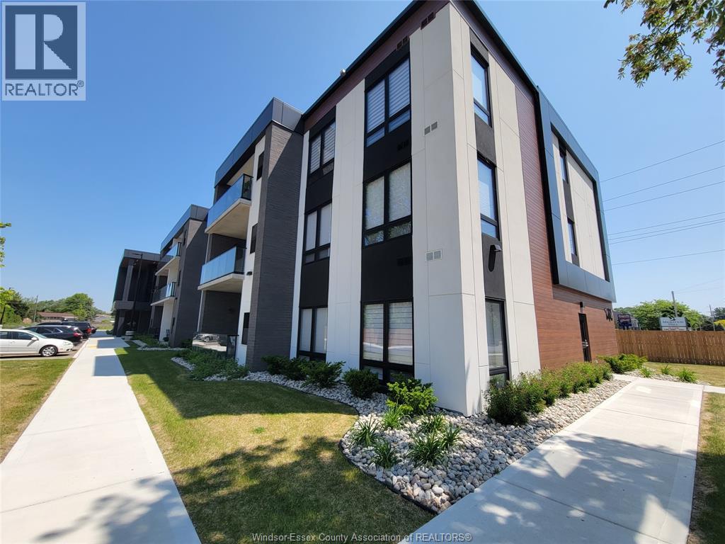 304-140 Main Street East, Kingsville, ON, N9Y1A6