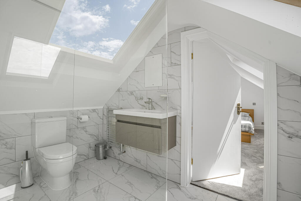 Additional image 22 of St. Bernards Road, St. Albans, Hertfordshire, AL3