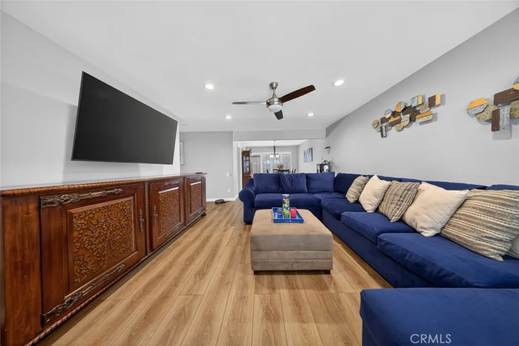 Additional image 8 of 25047 Avenida Balita, Valencia, CA 91355