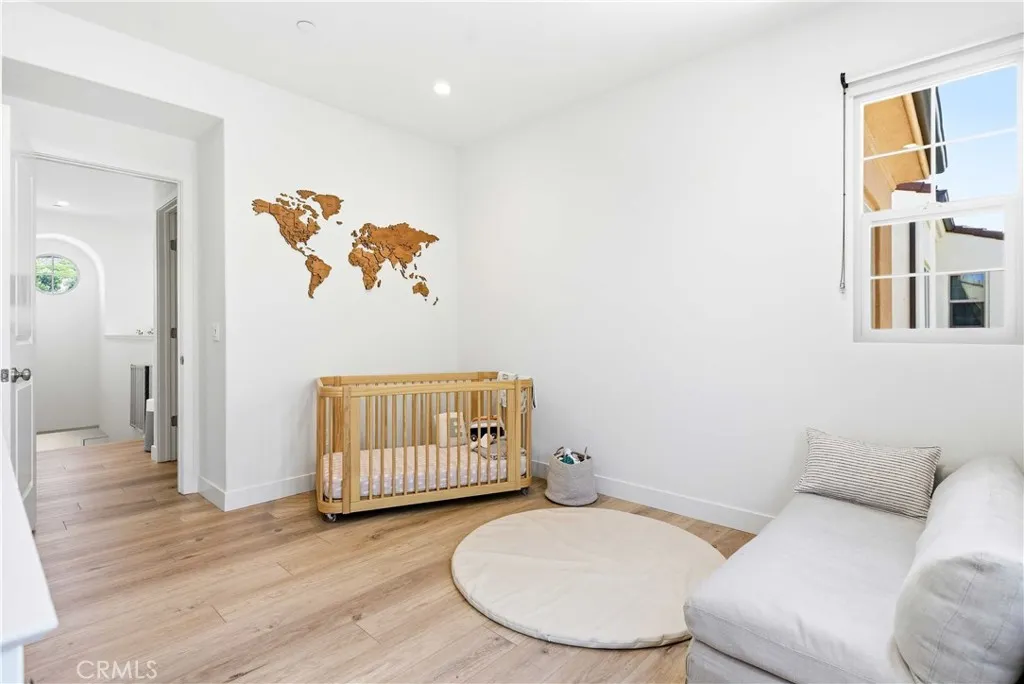 Additional image 25 of 107 Landroute, Irvine, CA 92618