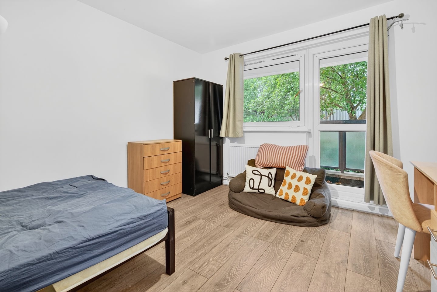 Additional image 7 of 4 Bed Flat, Stockbeck, NW1, N1 7GU